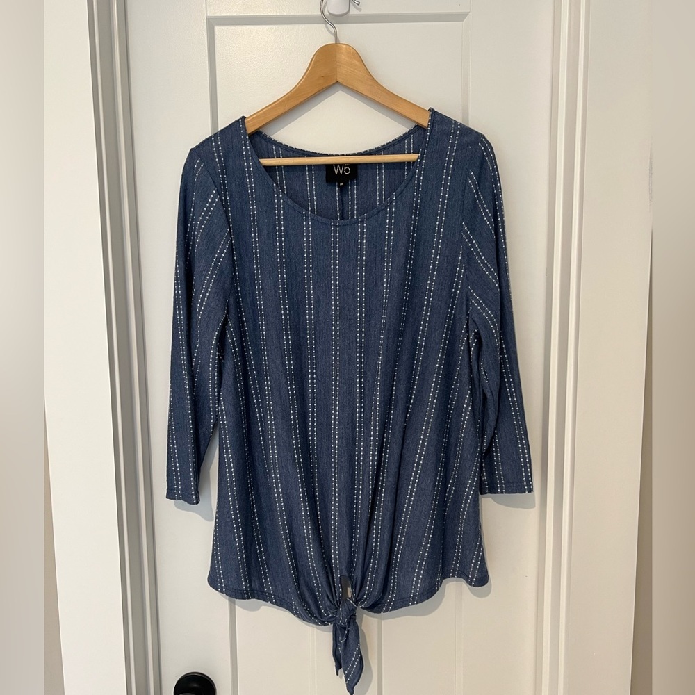 W5: Blue tie-front Top: Size 1X